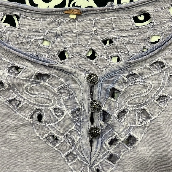 Free People lavender eyelet Henley - Picture 6 of 11
